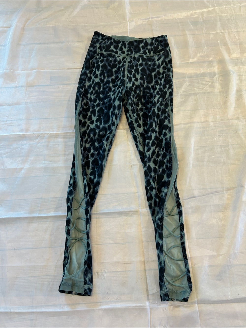 Victoria's Secret Teal and Black Active Leggings with Mesh Trim